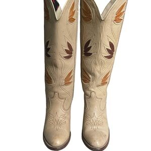 Dingo Boots women’s  Size 6 knee high